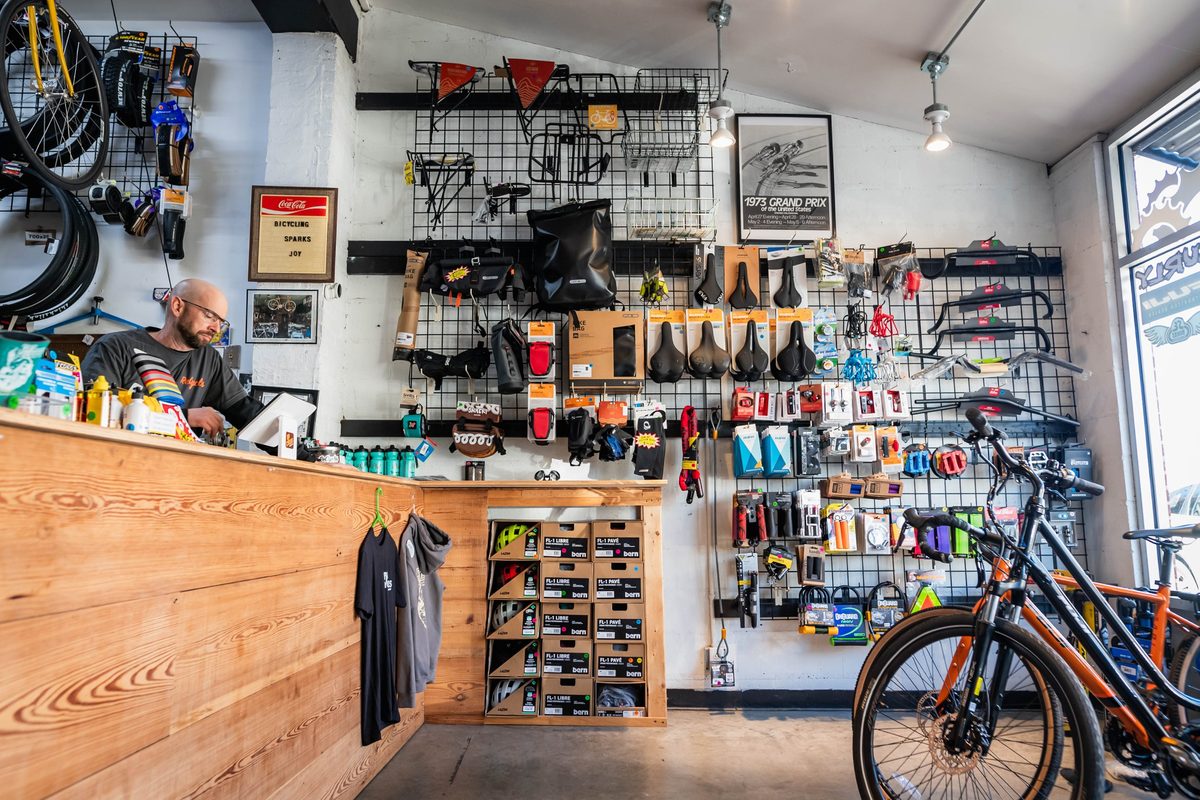 Acessórios e peças para bicicletas na Cicles Mania